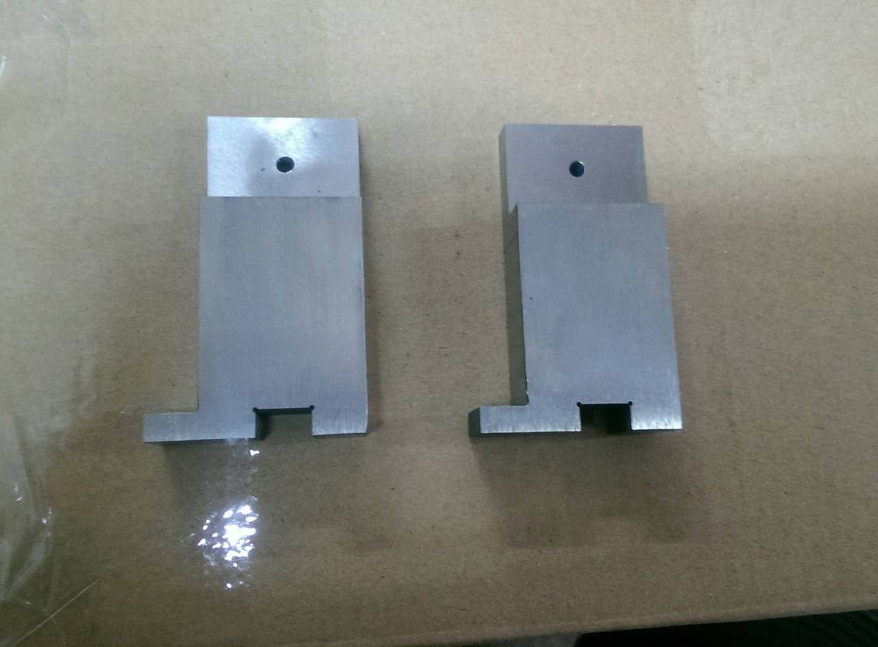 成型模具組